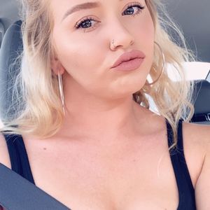 Meet your Posher, Katelyn